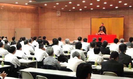 人気講演会講師・三遊亭楽春のコミュニケーション講演会